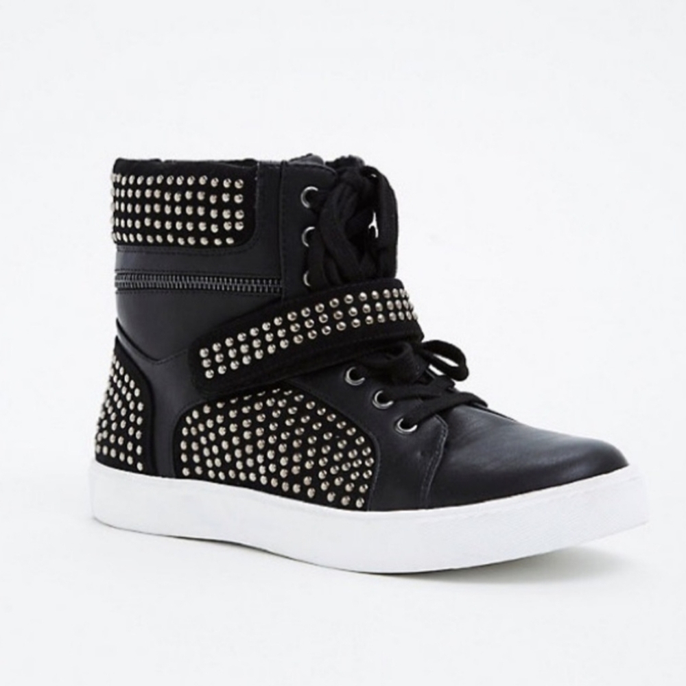 10W [Torrid] Studded Sneakers